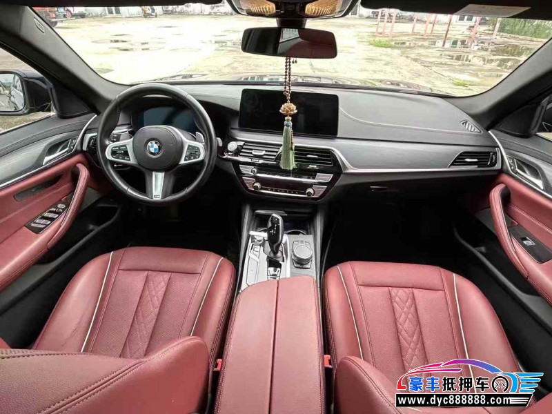 21年宝马5系轿车抵押车出售