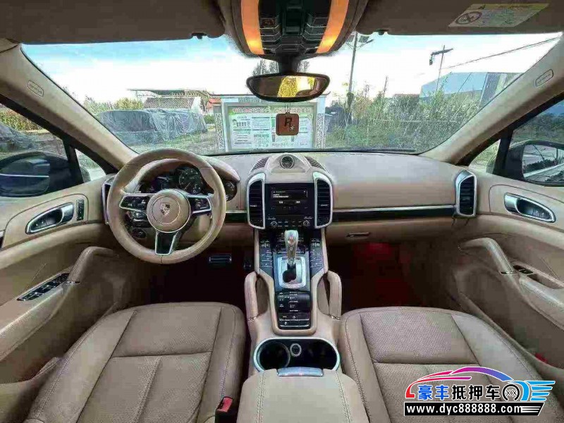 17年保时捷卡宴轿车抵押车出售