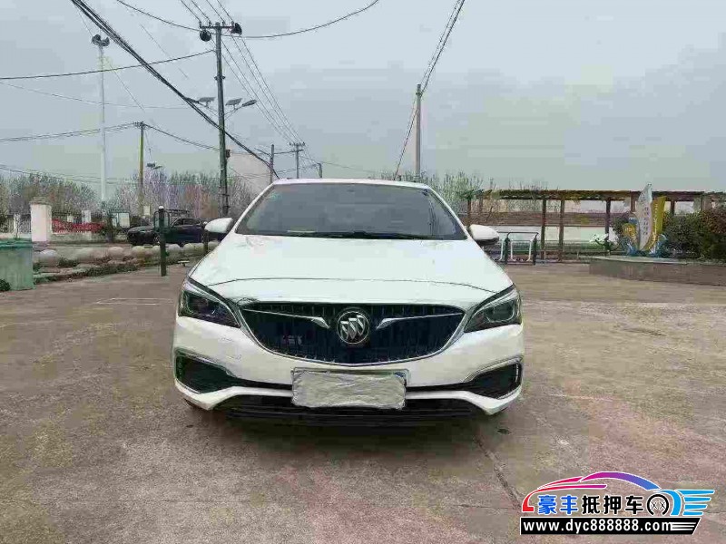 18年别克威朗轿车抵押车出售