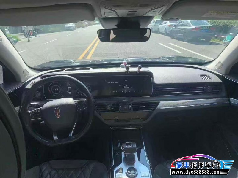 20年红旗HS5轿车抵押车出售