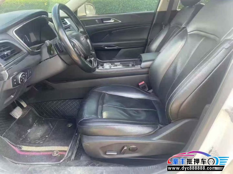 17年福特金牛座轿车抵押车出售