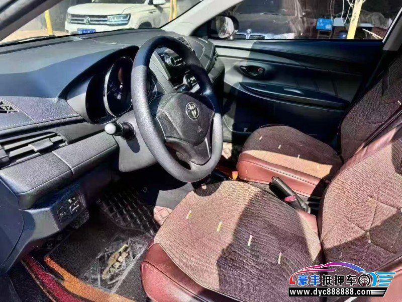 17年丰田威驰轿车抵押车出售