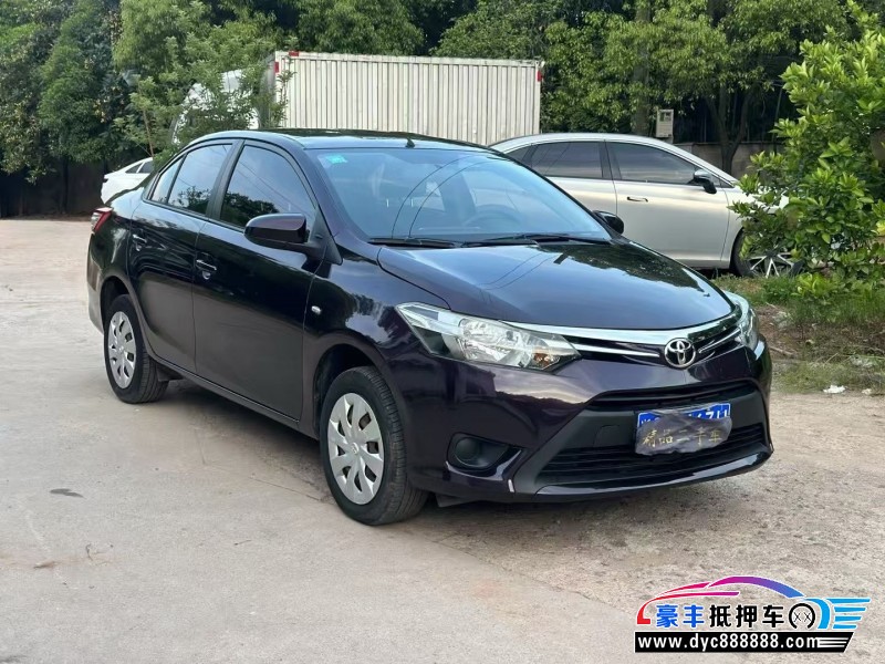 16年丰田威驰轿车抵押车出售