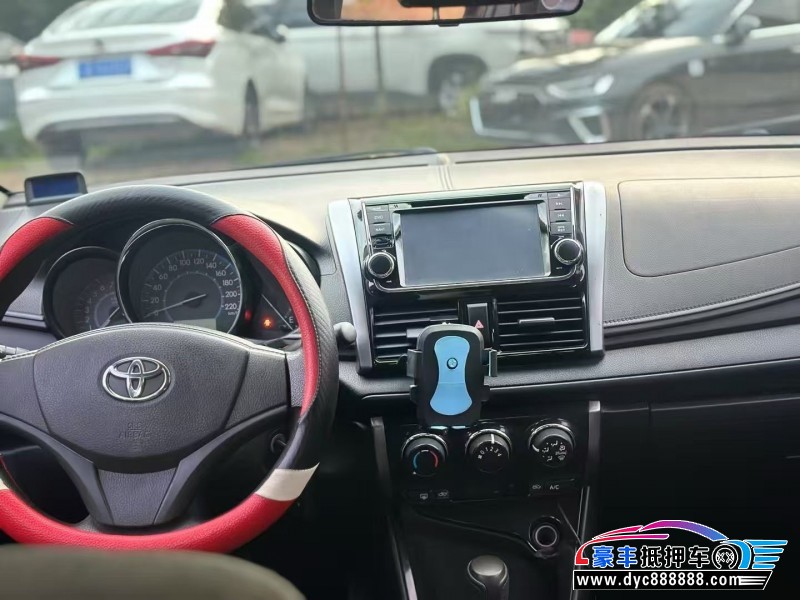 16年丰田威驰轿车抵押车出售