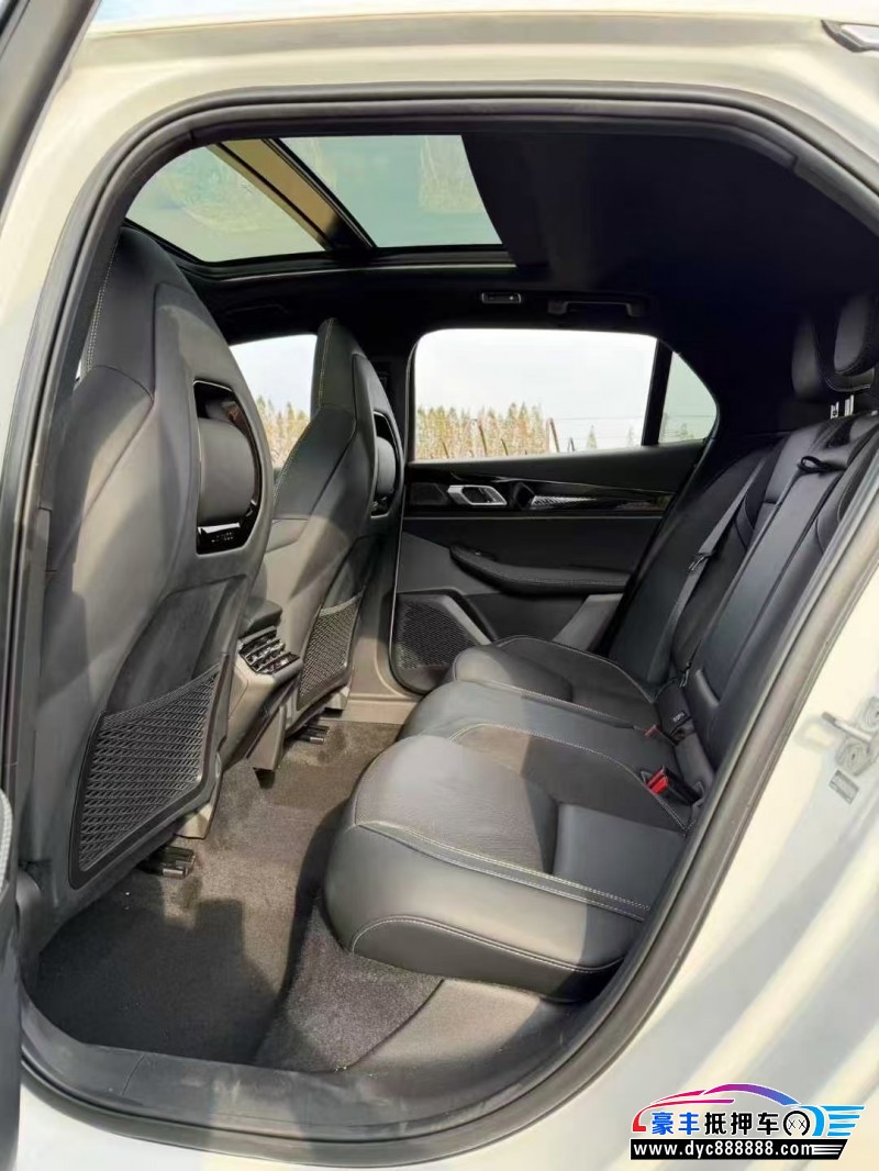 23年领克03轿车抵押车出售