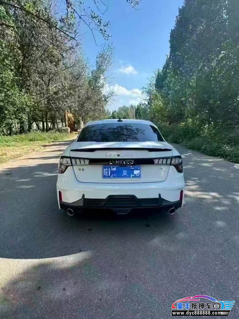 22年领克03轿车抵押车出售