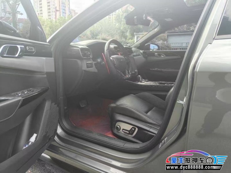 21年领克03轿车抵押车出售