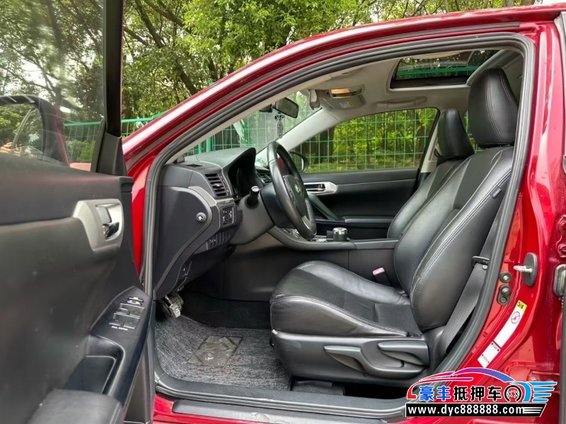 12年雷克萨斯CT轿车抵押车出售