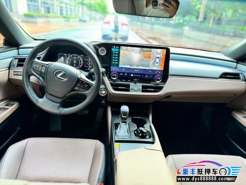 25年雷克萨斯ES轿车抵押车出售