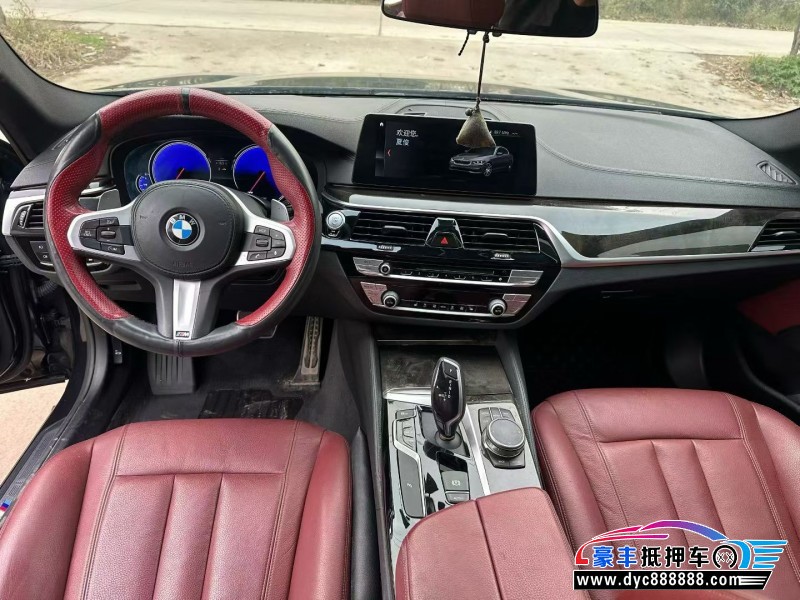 18年宝马5系轿车抵押车出售