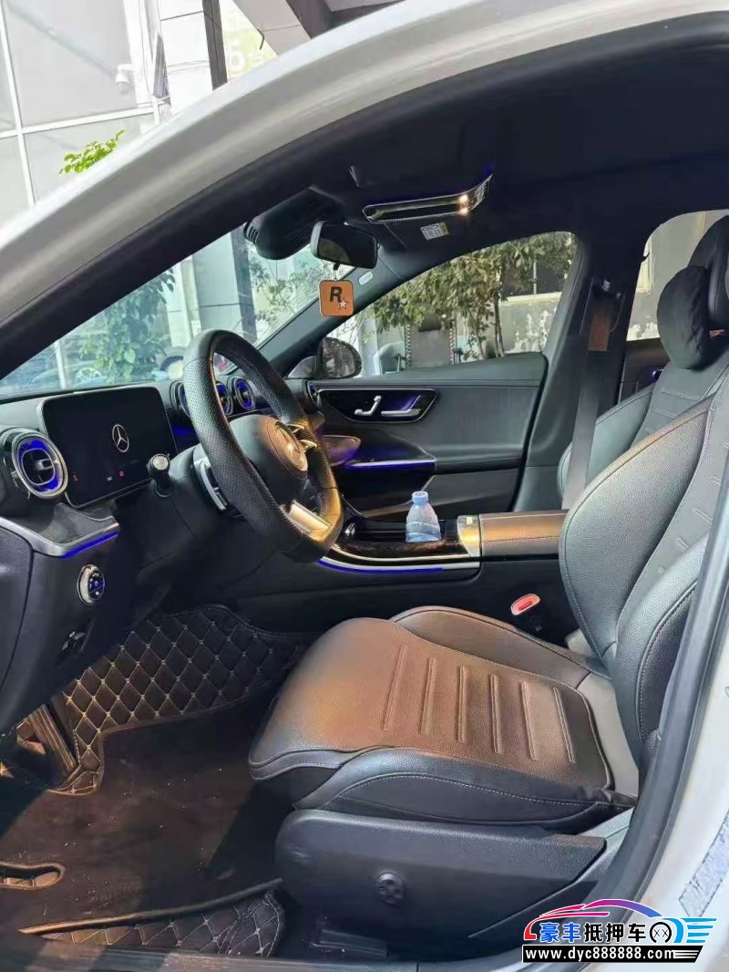 24年奔驰C轿车抵押车出售