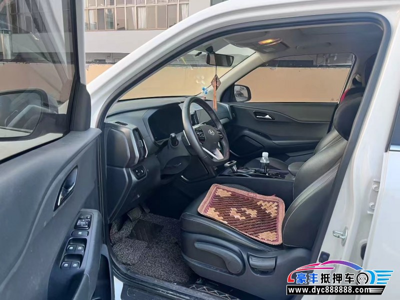 21年现代ix35轿车抵押车出售