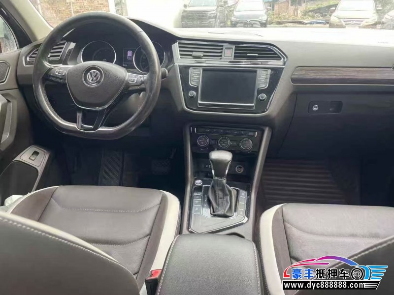 17年大众途观L轿车抵押车出售