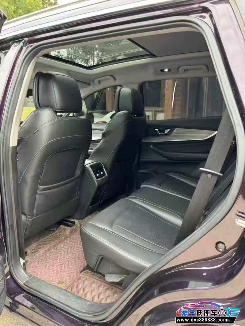 21年奇瑞瑞虎8轿车抵押车出售