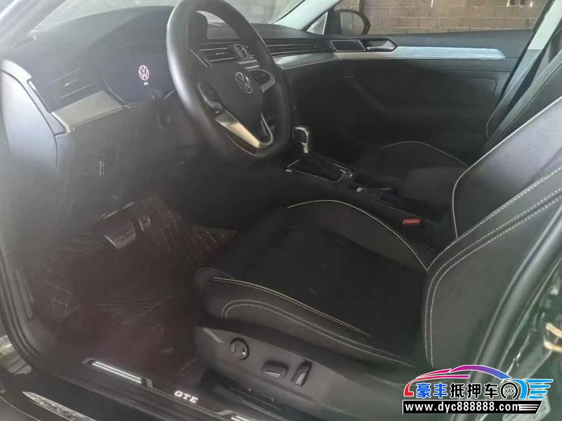 24年大众迈腾轿车抵押车出售