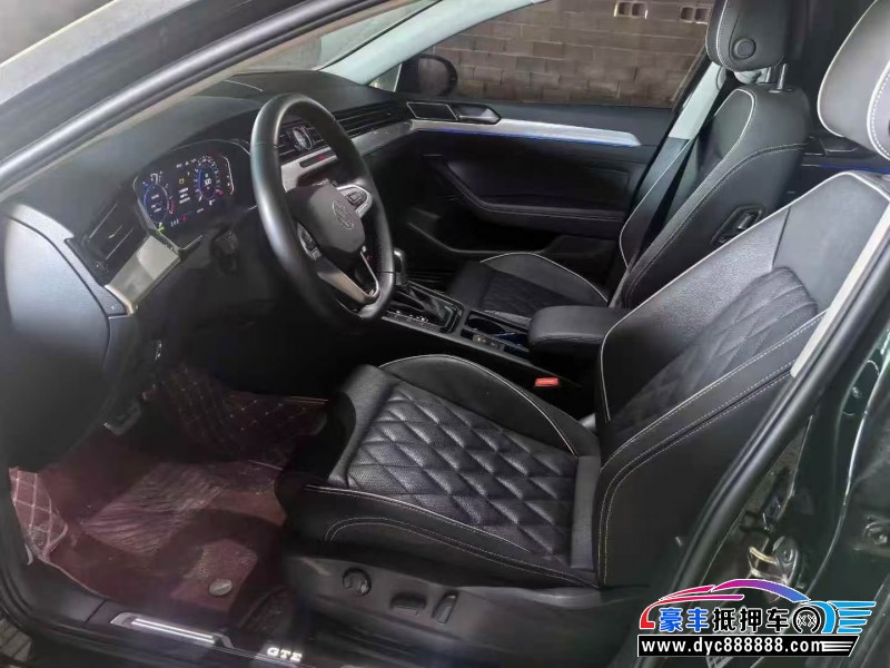 24年大众迈腾轿车抵押车出售