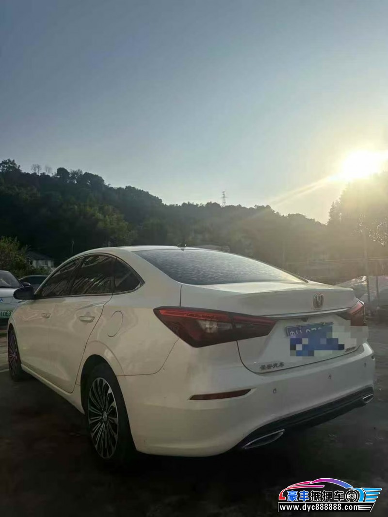 20年长安逸动轿车抵押车出售