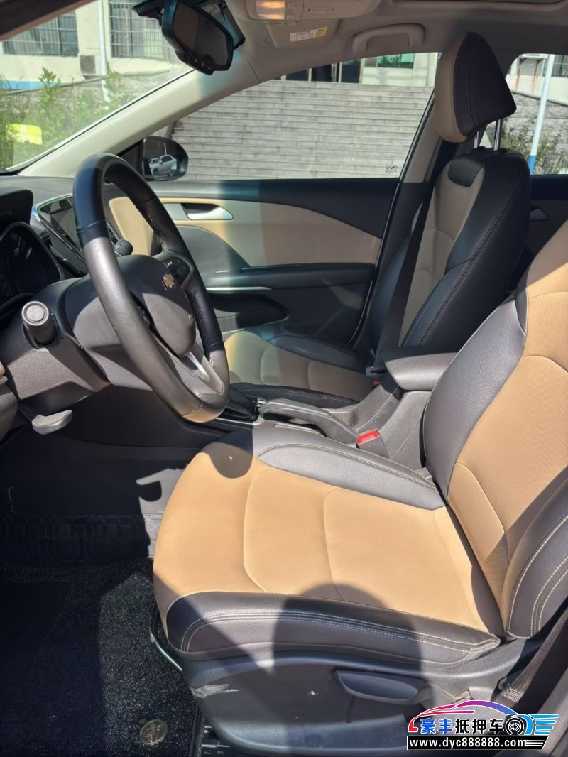 21年雪佛兰科鲁泽轿车抵押车出售