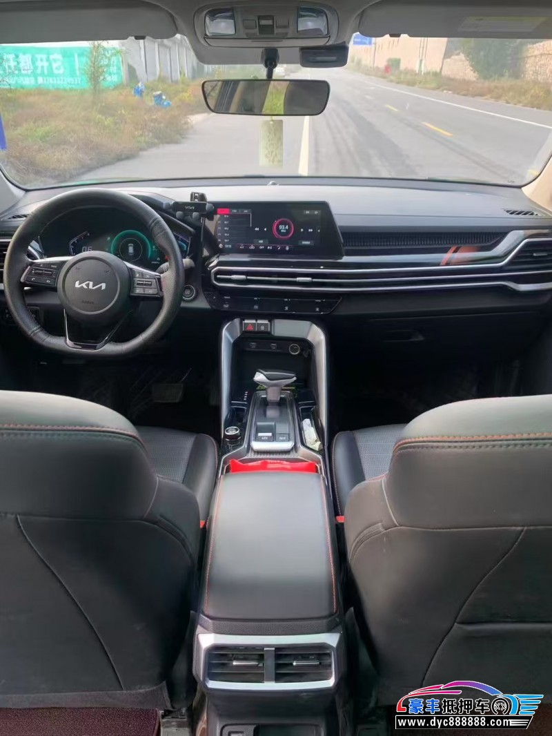 22年起亚智跑轿车抵押车出售