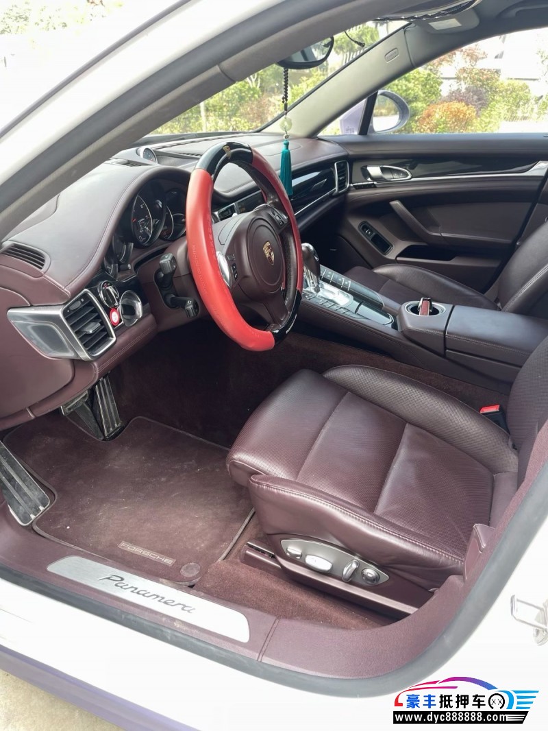 15年保时捷帕纳梅拉轿车抵押车出售