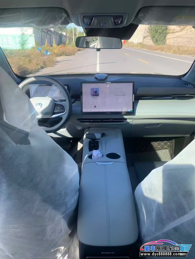 25年长安长安UNI轿车抵押车出售