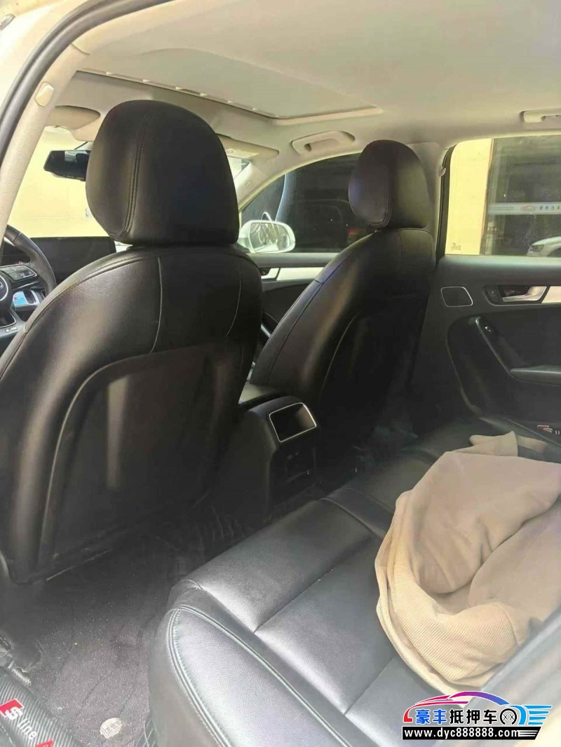 15年奥迪A4L轿车抵押车出售