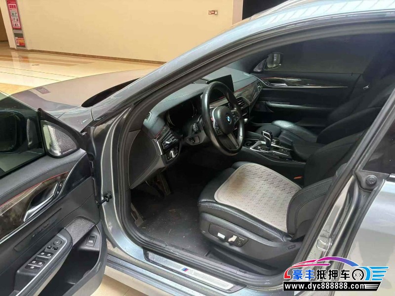 18年宝马6系GT轿车抵押车出售