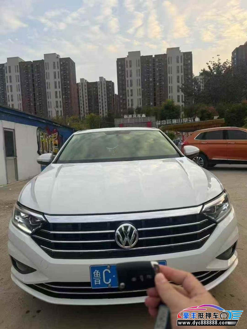 22年大众速腾轿车抵押车出售