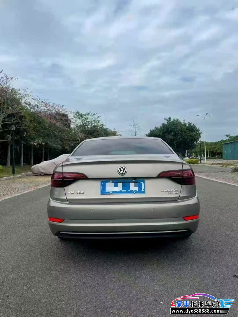 20年大众速腾轿车抵押车出售