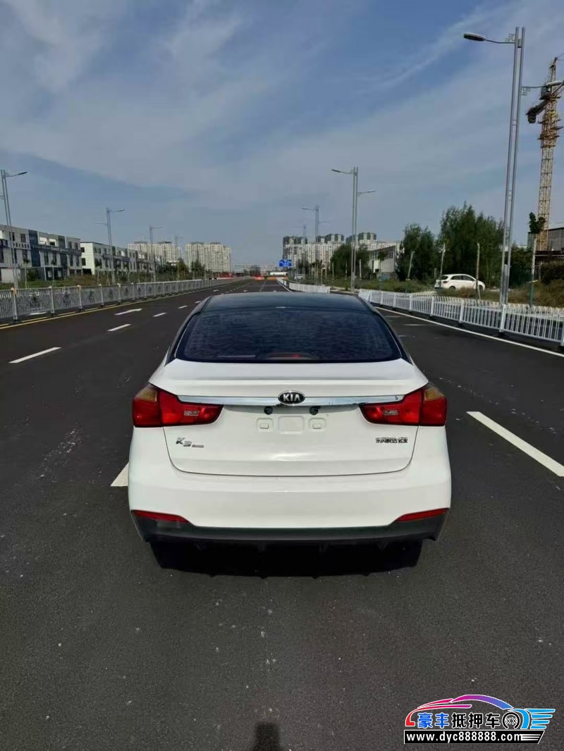 15年起亚K3轿车抵押车出售