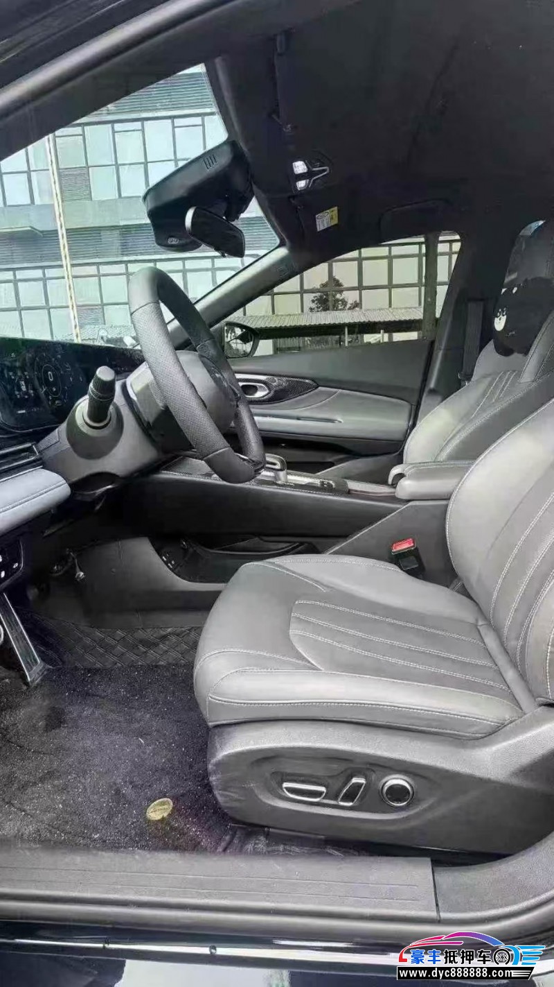 24年传祺影豹轿车抵押车出售