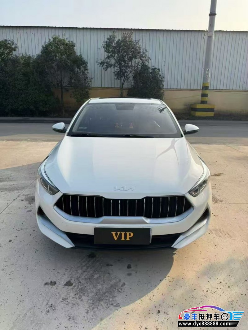 22年起亚K3轿车抵押车出售