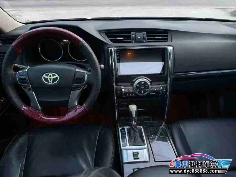 12年丰田锐志轿车抵押车出售