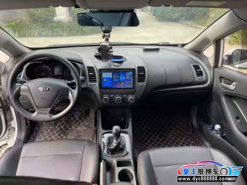 18年起亚K3轿车抵押车出售