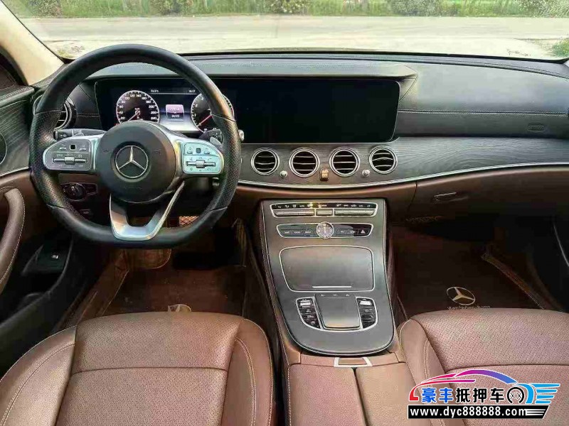 19年奔驰E轿车抵押车出售