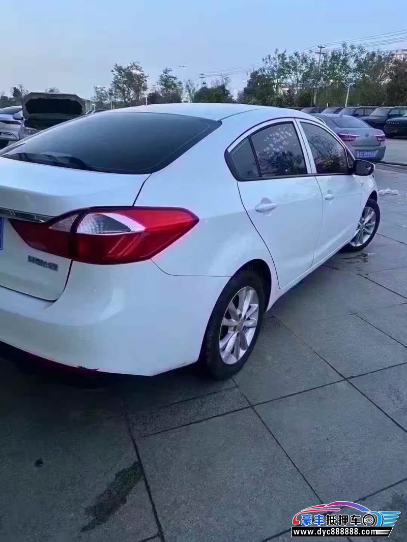 18年起亚K3轿车抵押车出售