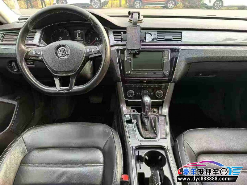 18年大众帕萨特轿车抵押车出售