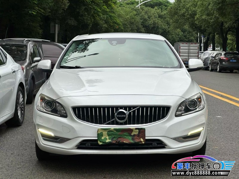 19年沃尔沃S60轿车抵押车出售