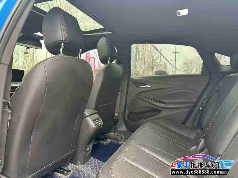 22年别克威朗轿车抵押车出售