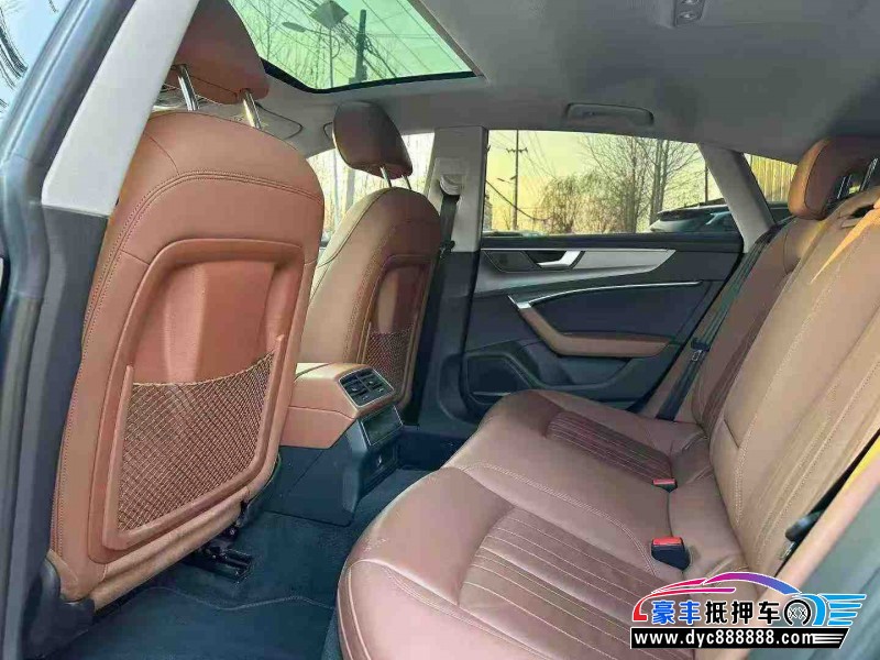 21年奥迪A7轿车抵押车出售