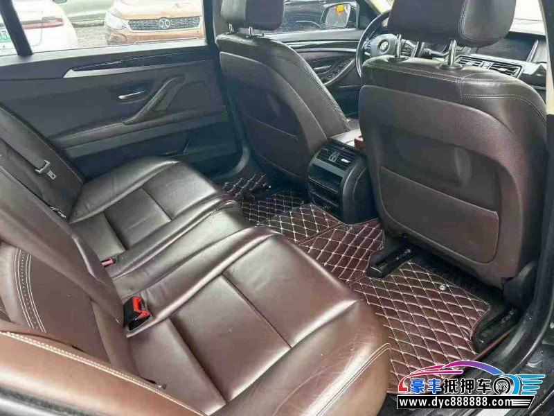 17年宝马5系轿车抵押车出售