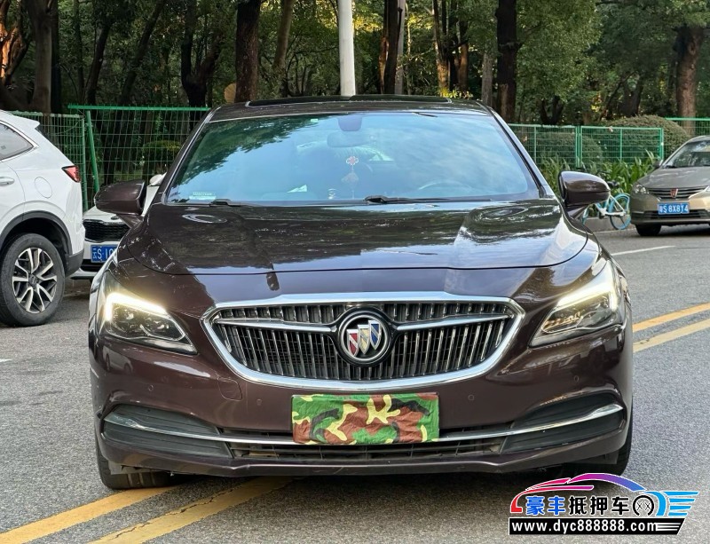 18年别克君越轿车抵押车出售