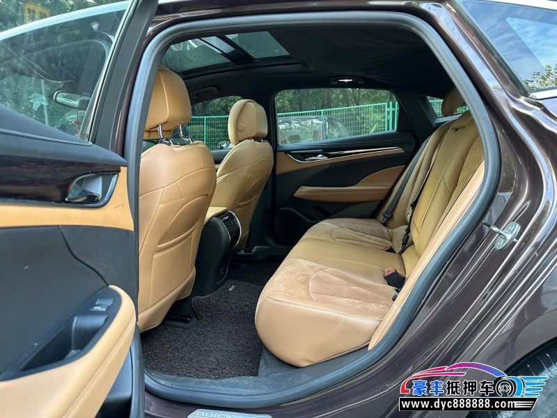 18年别克君越轿车抵押车出售