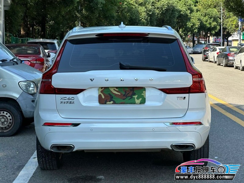 21年沃尔沃XC60轿车抵押车出售