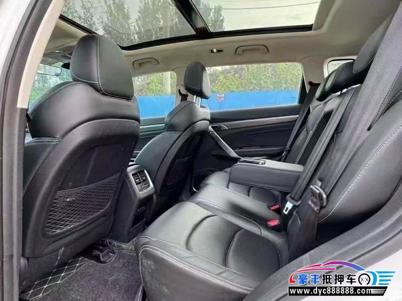 20年吉利博越轿车抵押车出售