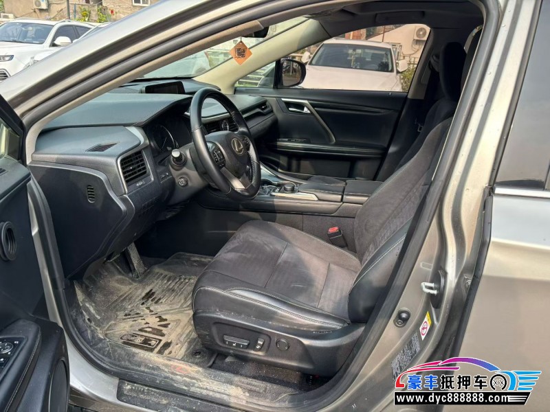 17年雷克萨斯RX轿车抵押车出售