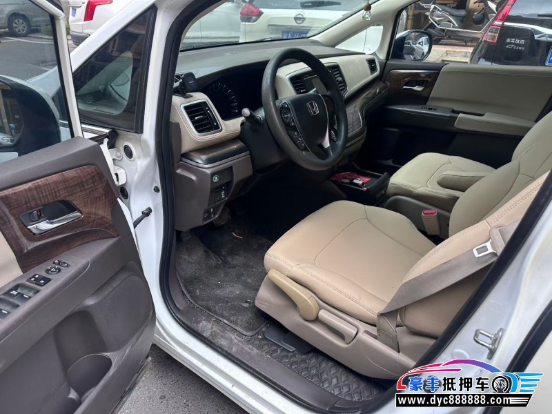 18年本田奥德赛MPV抵押车出售