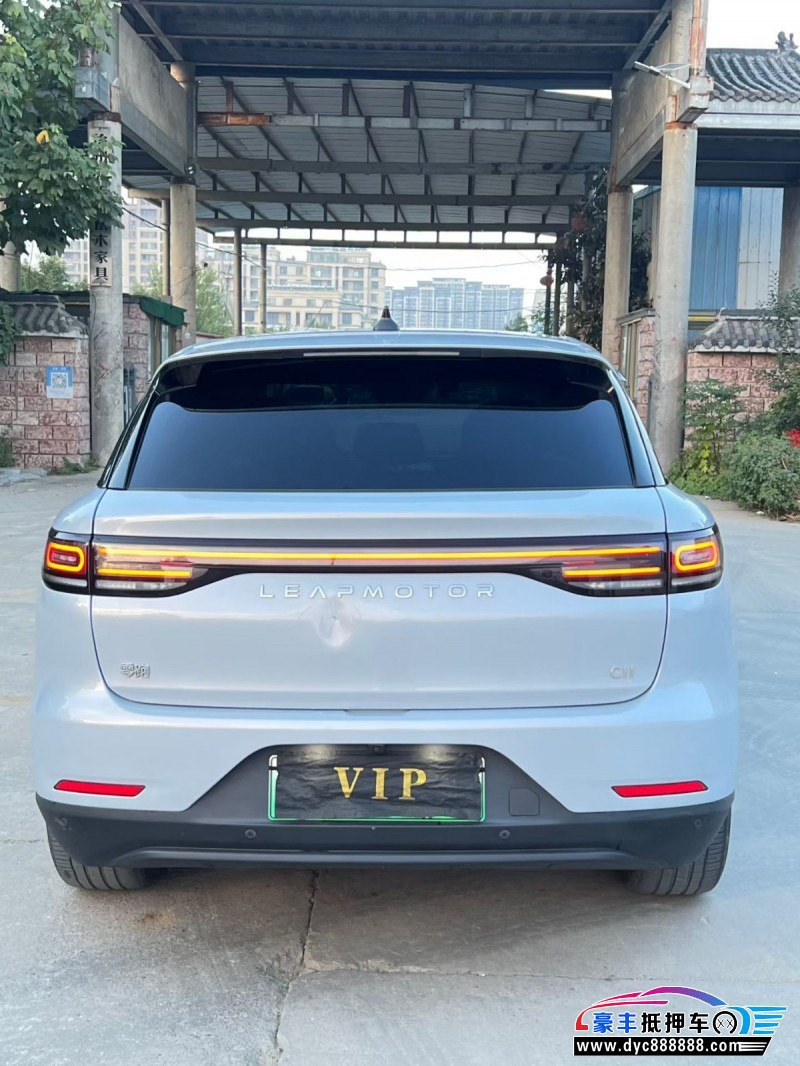 24年零跑C11轿车抵押车出售