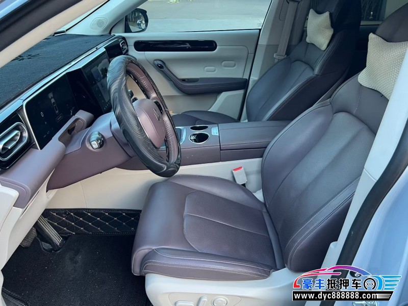 24年零跑C11轿车抵押车出售