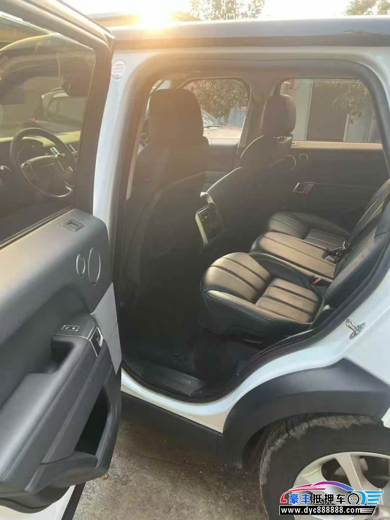 18年路虎揽胜运动SUV抵押车出售